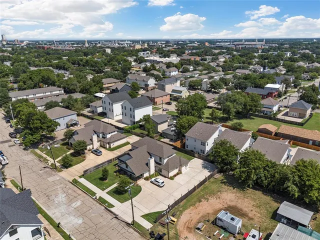 $1,000,000 | 2114 South 11th Street, Waco, TX 76706