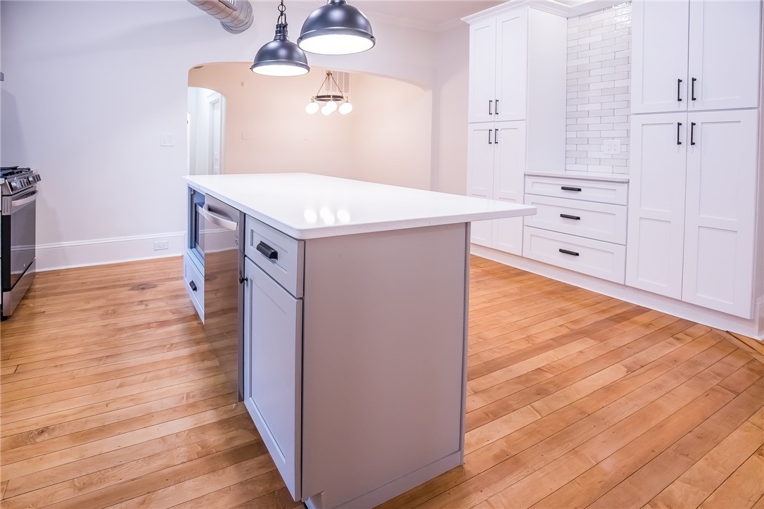 82 High Street, Unit 1N Bristol, RI 02809 - Photo 15 of 38