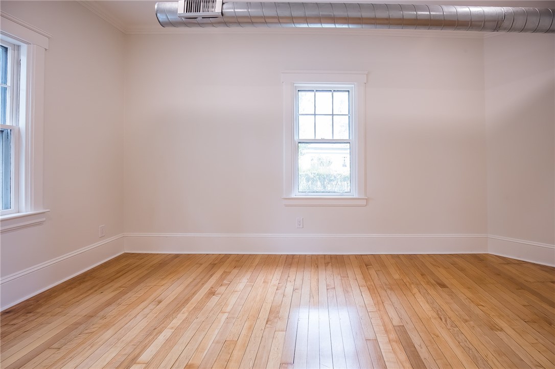 82 High Street, Unit 1N Bristol, RI 02809 - Photo 21 of 38