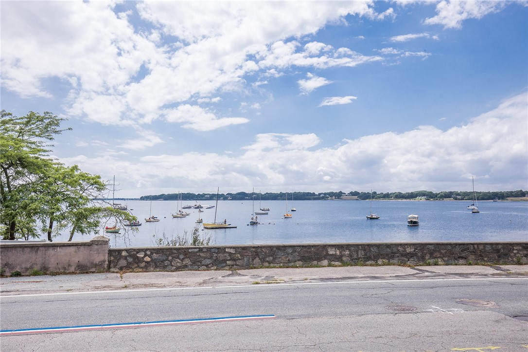 82 High Street, Unit 1N Bristol, RI 02809 - Photo 36 of 38