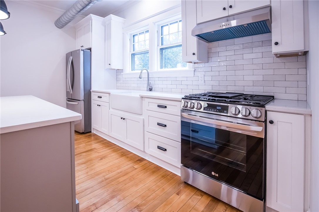 82 High Street, Unit 1N Bristol, RI 02809 - Photo 5 of 38