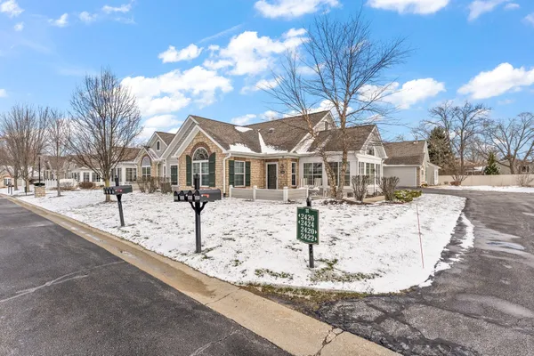 $375,000 | 2426 Allison Circle, Unit 2426, Valparaiso, IN 46383
