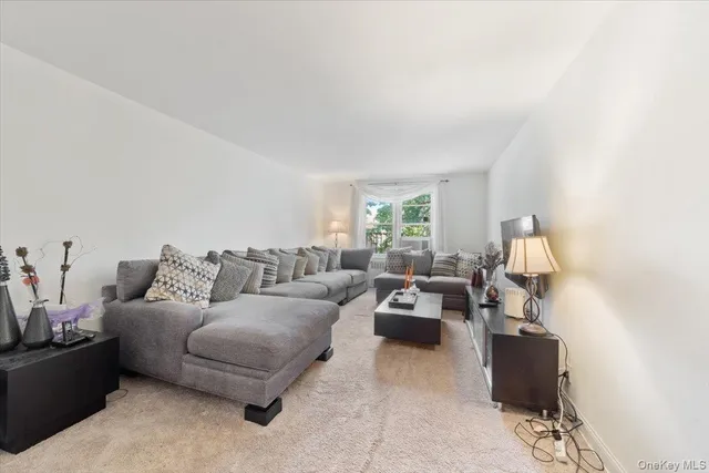 $235,000 | 625 Gramatan Avenue, Unit 4R, Mount Vernon, NY 10552