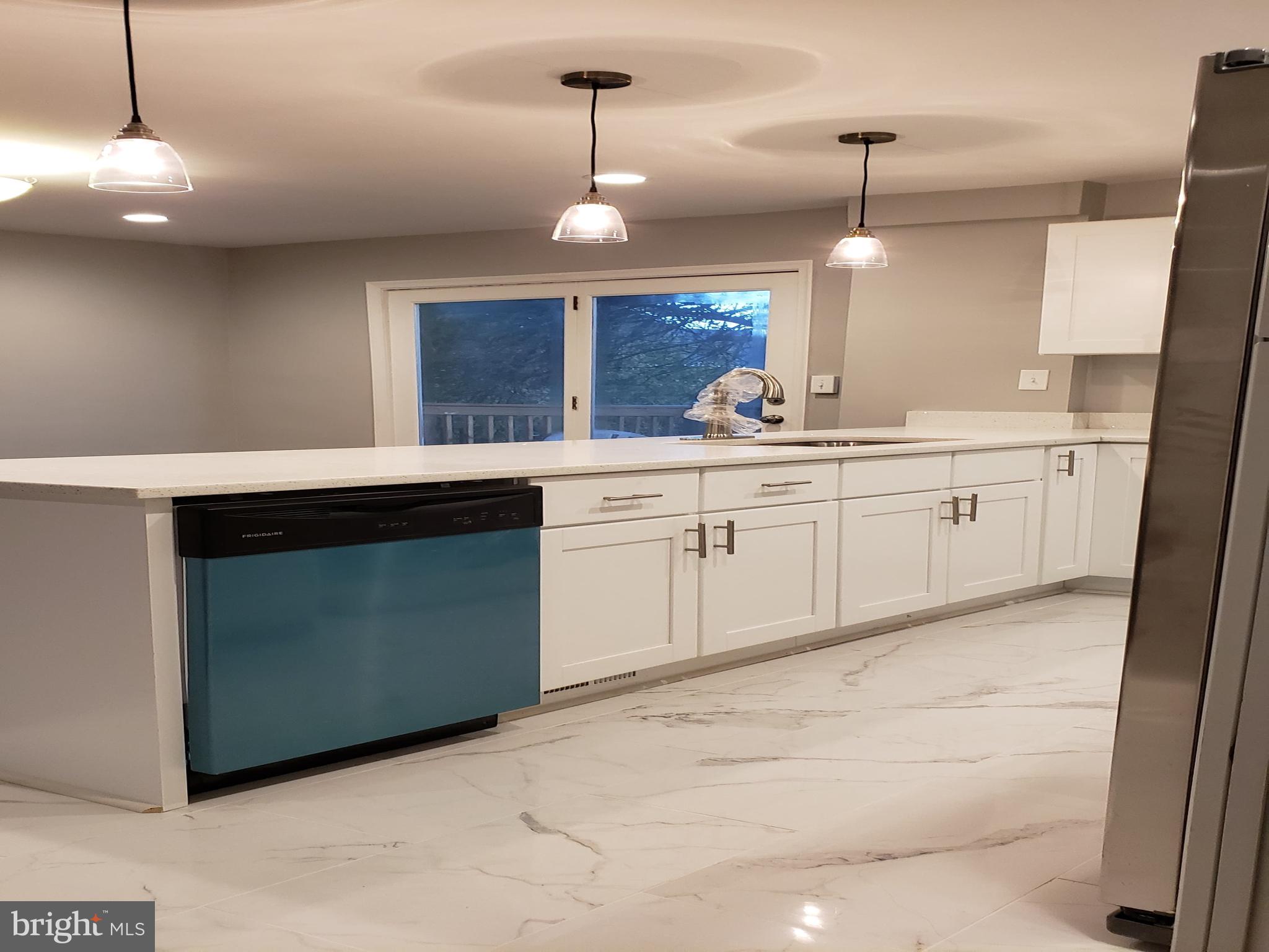 1535 Northbourne Road Baltimore, MD 21239 - Photo 6 of 32