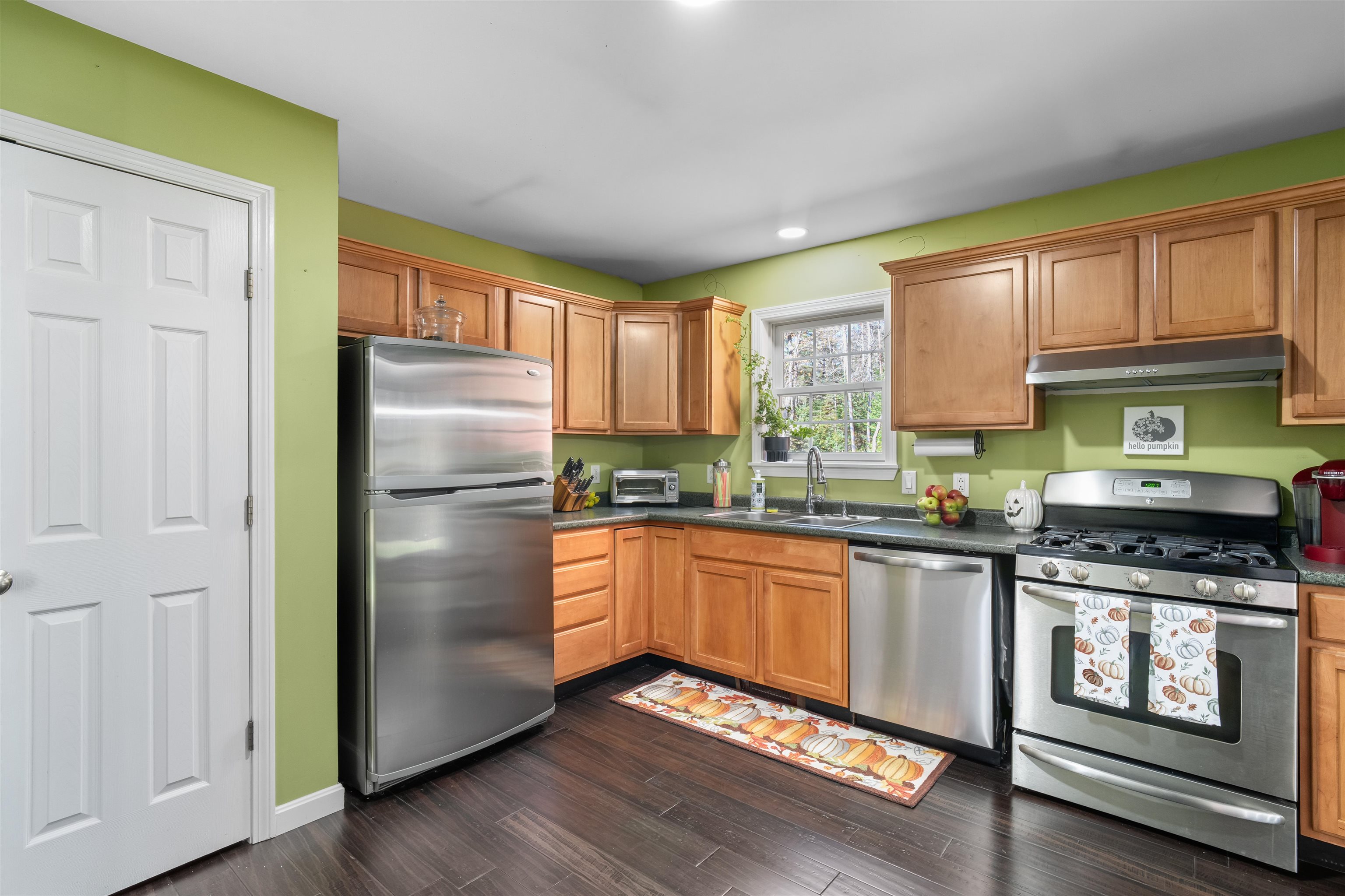 362 Hardy Hill Road Grafton, NH 03240 - Photo 5 of 43