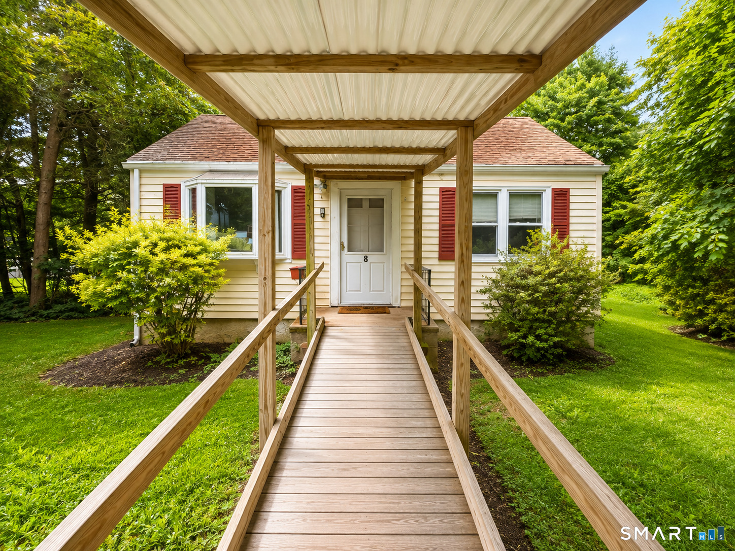 8 Darien Road New Fairfield, CT 06812 - Photo 8 of 10 Gallery Image 8