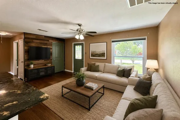 $2,275 | 10518 Desdemona Drive, Dallas, TX 75228