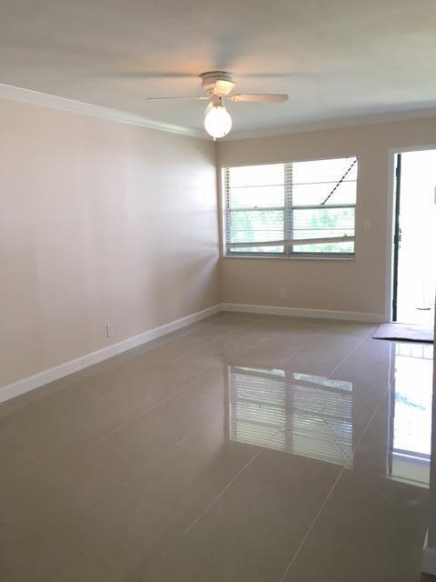 340 Northwest 19th Street, Unit 209 Boca Raton, FL 33432 - Photo 6 of 9 IMG_5014