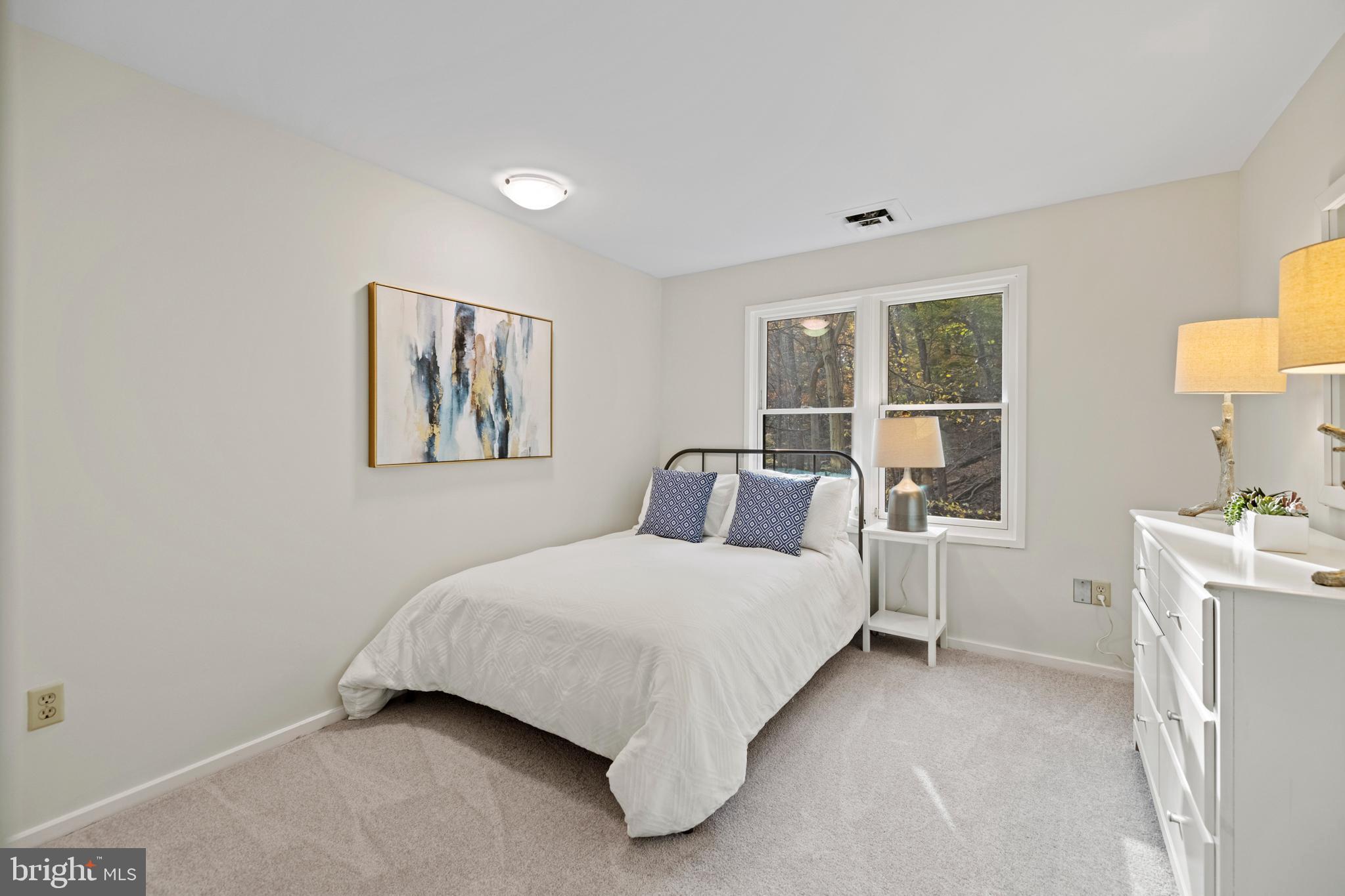 2601 Klingle Road Northwest Washington, DC 20008 - Photo 34 of 59 Third bedroom located on the lower level!