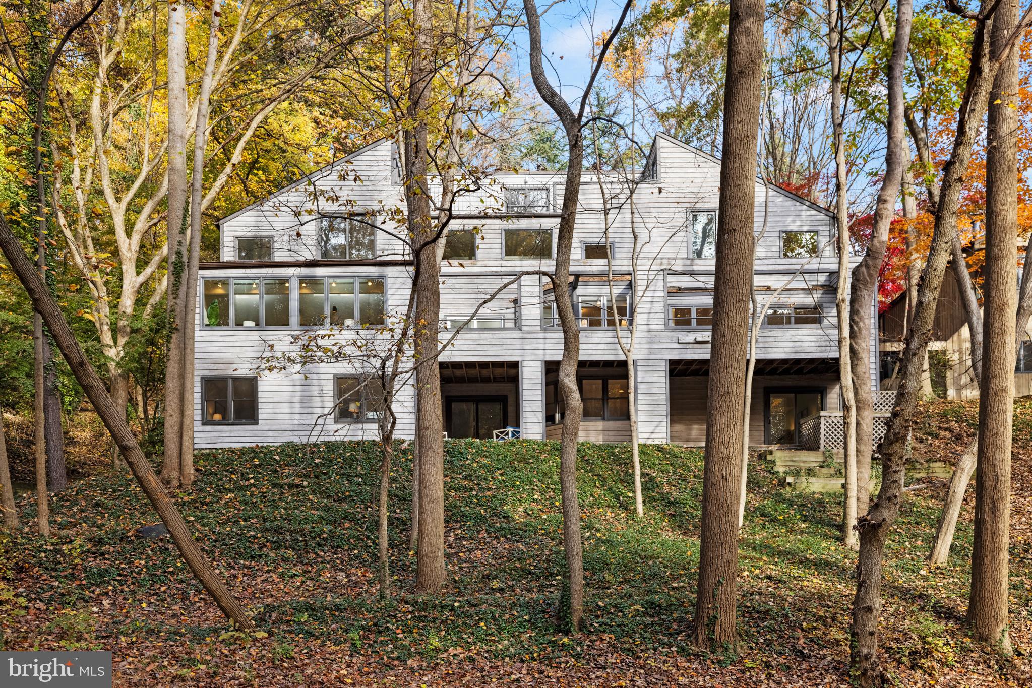2601 Klingle Road Northwest Washington, DC 20008 - Photo 44 of 59 Rear view of home