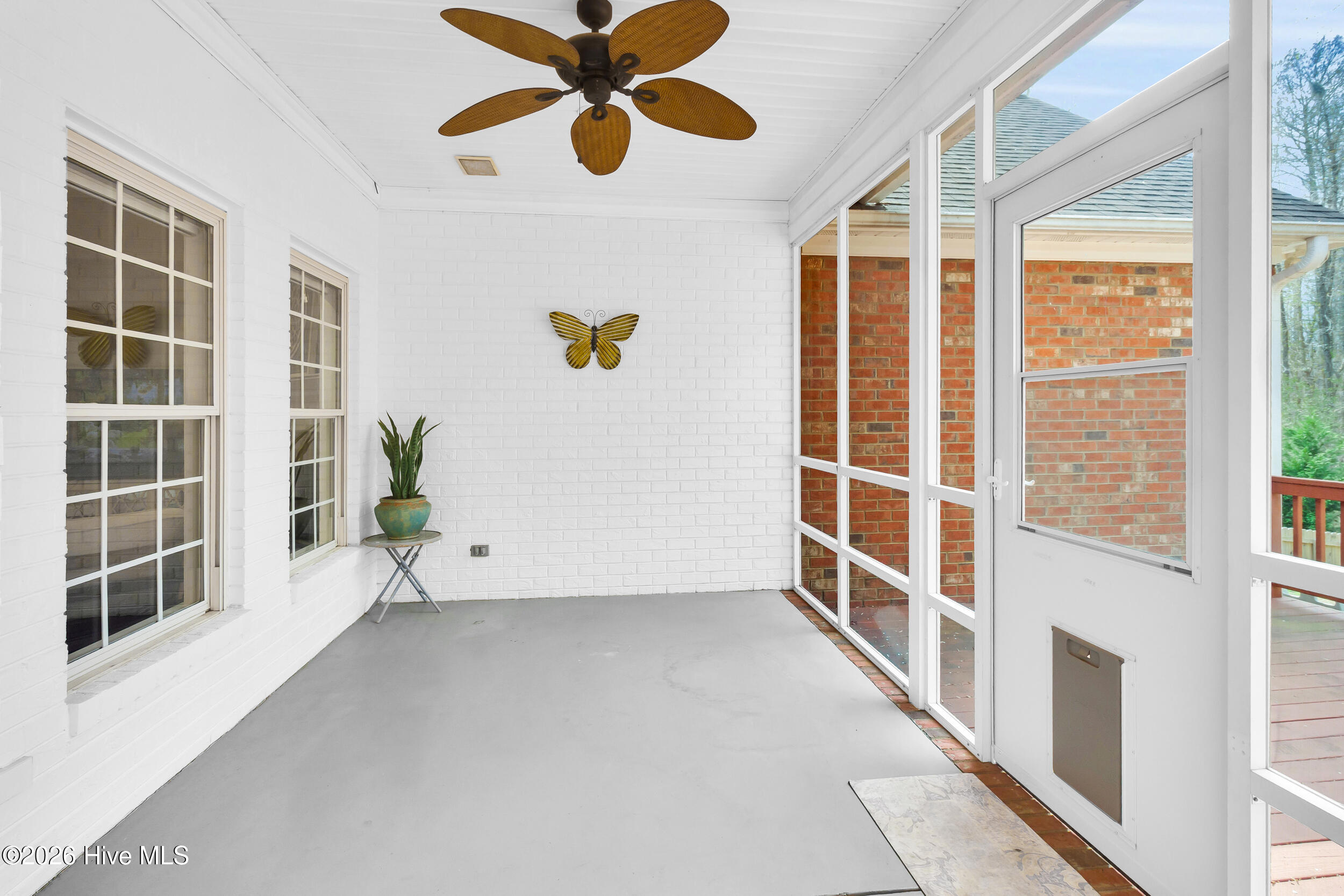 128 Walden Road New Bern, NC 28562 - Photo 5 of 42 27_32