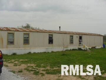 16942 East Beal Road Mount Vernon, IL 62864 - Photo 1 of 3