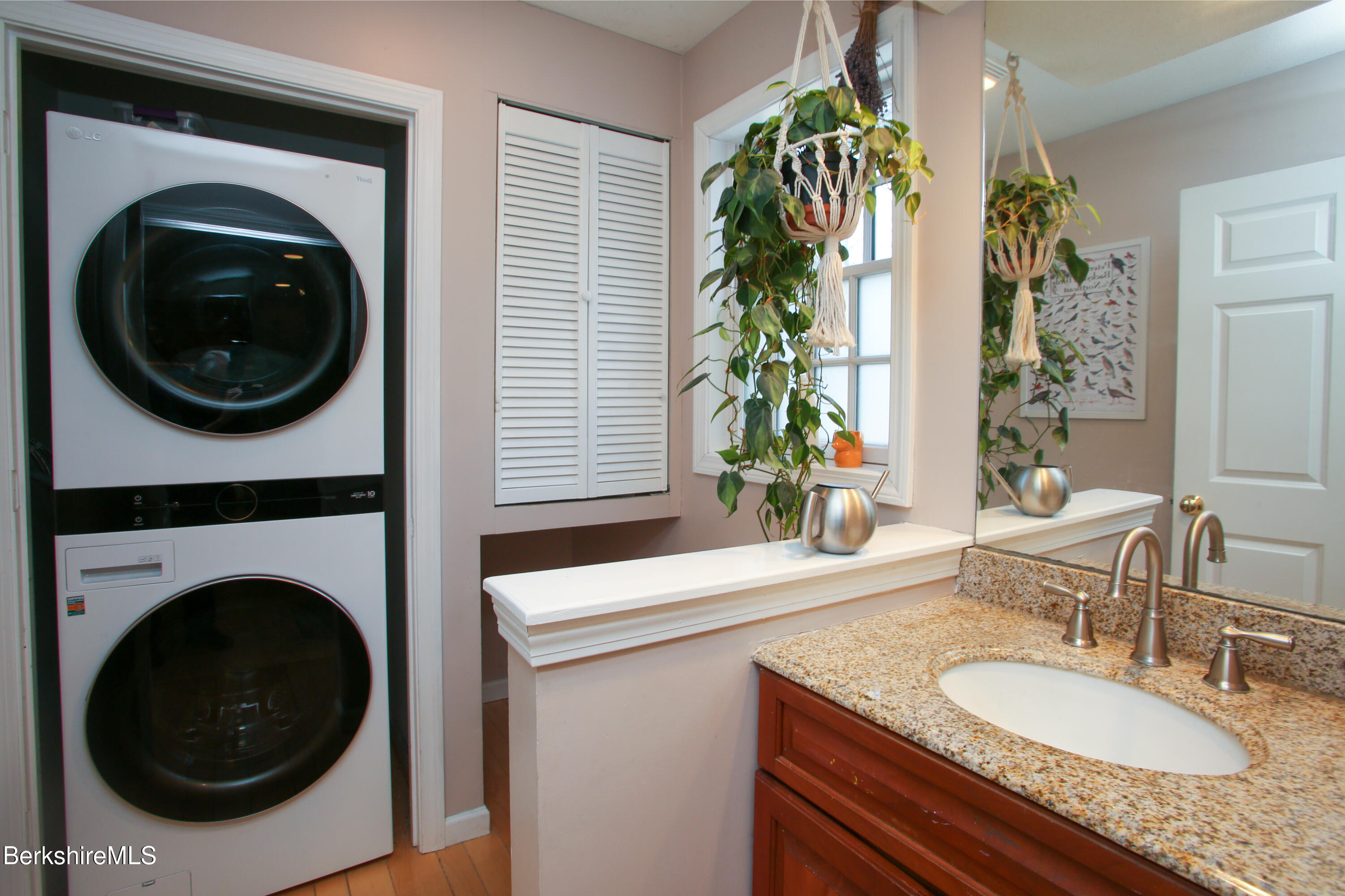 751 Park Hill Road Northampton, MA 01062 - Photo 20 of 45 a bathroom with a granite countertop sink and a mirror