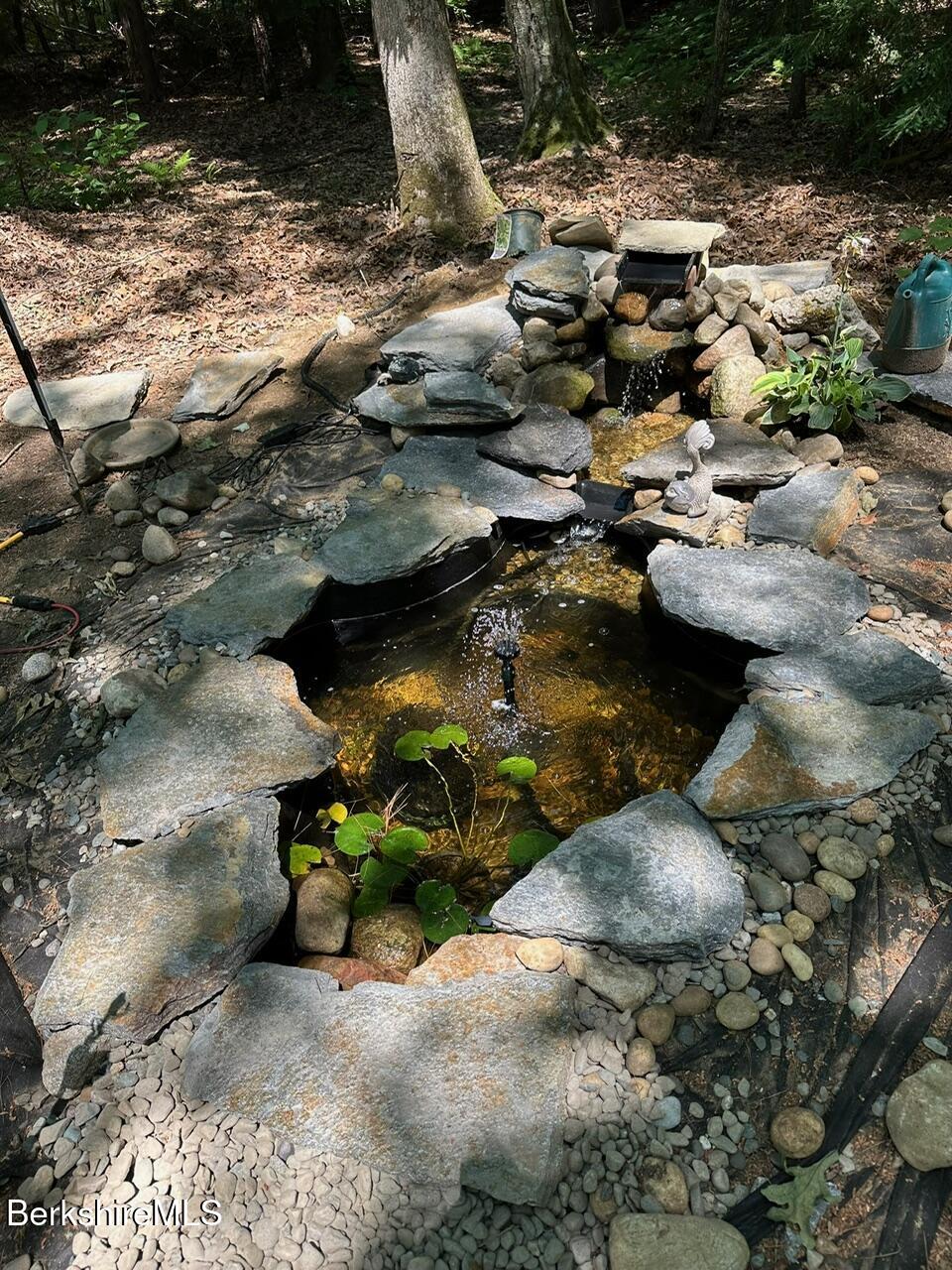 751 Park Hill Road Northampton, MA 01062 - Photo 44 of 45 a backyard of a house