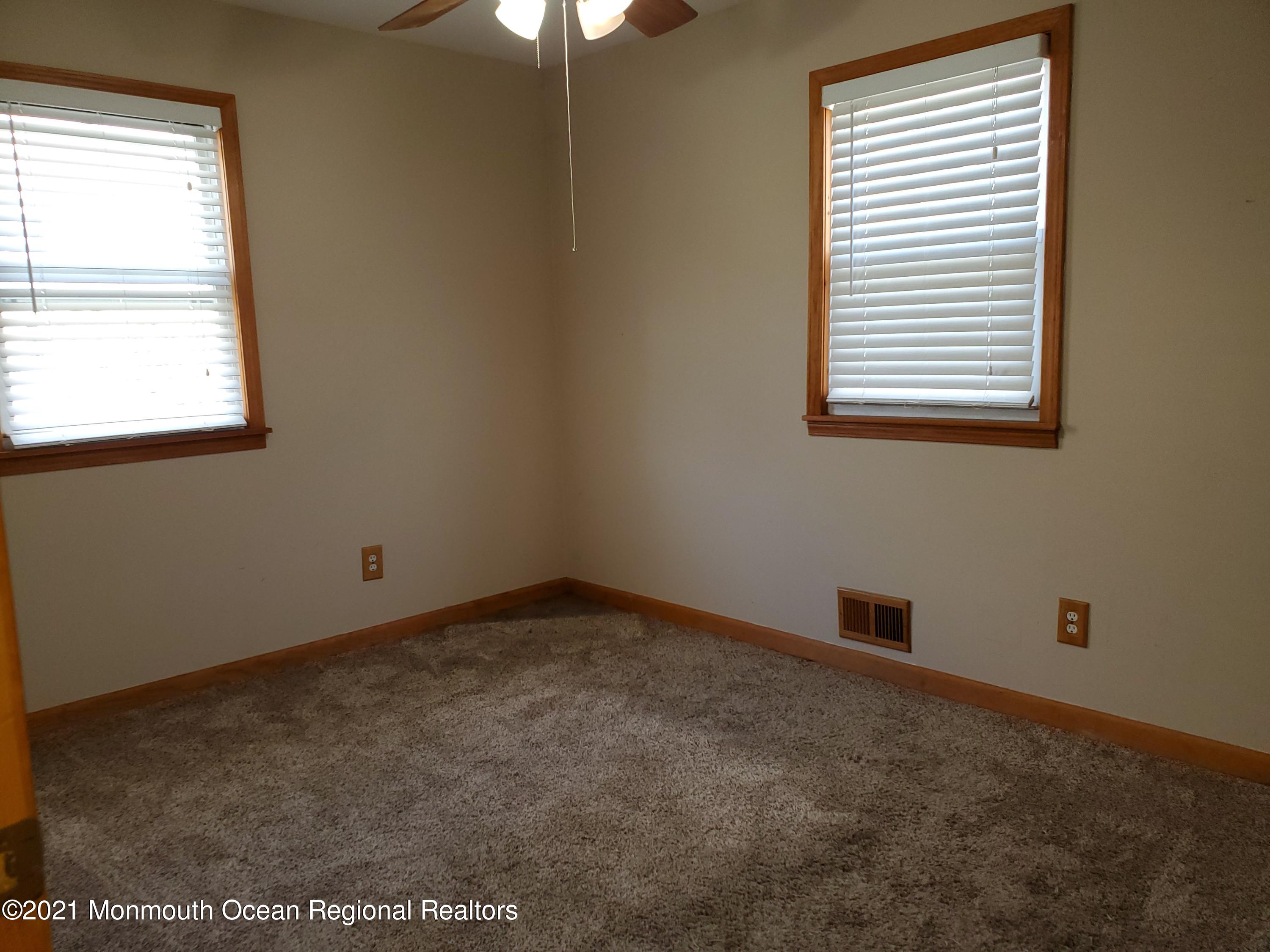 332 Northrop Road Brick, NJ 08723 - Photo 11 of 19 20210410_123030