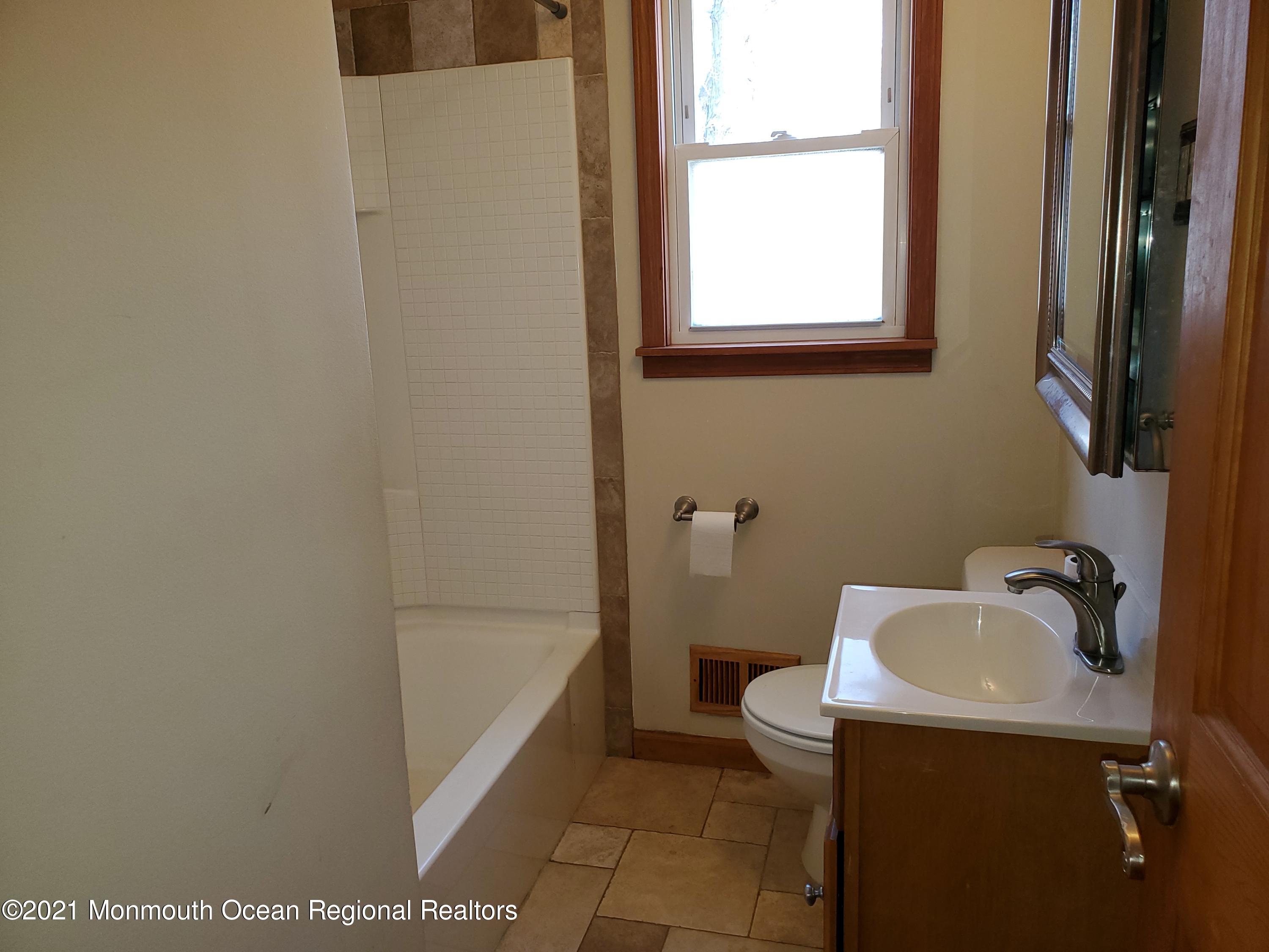 332 Northrop Road Brick, NJ 08723 - Photo 6 of 19 20210410_123009