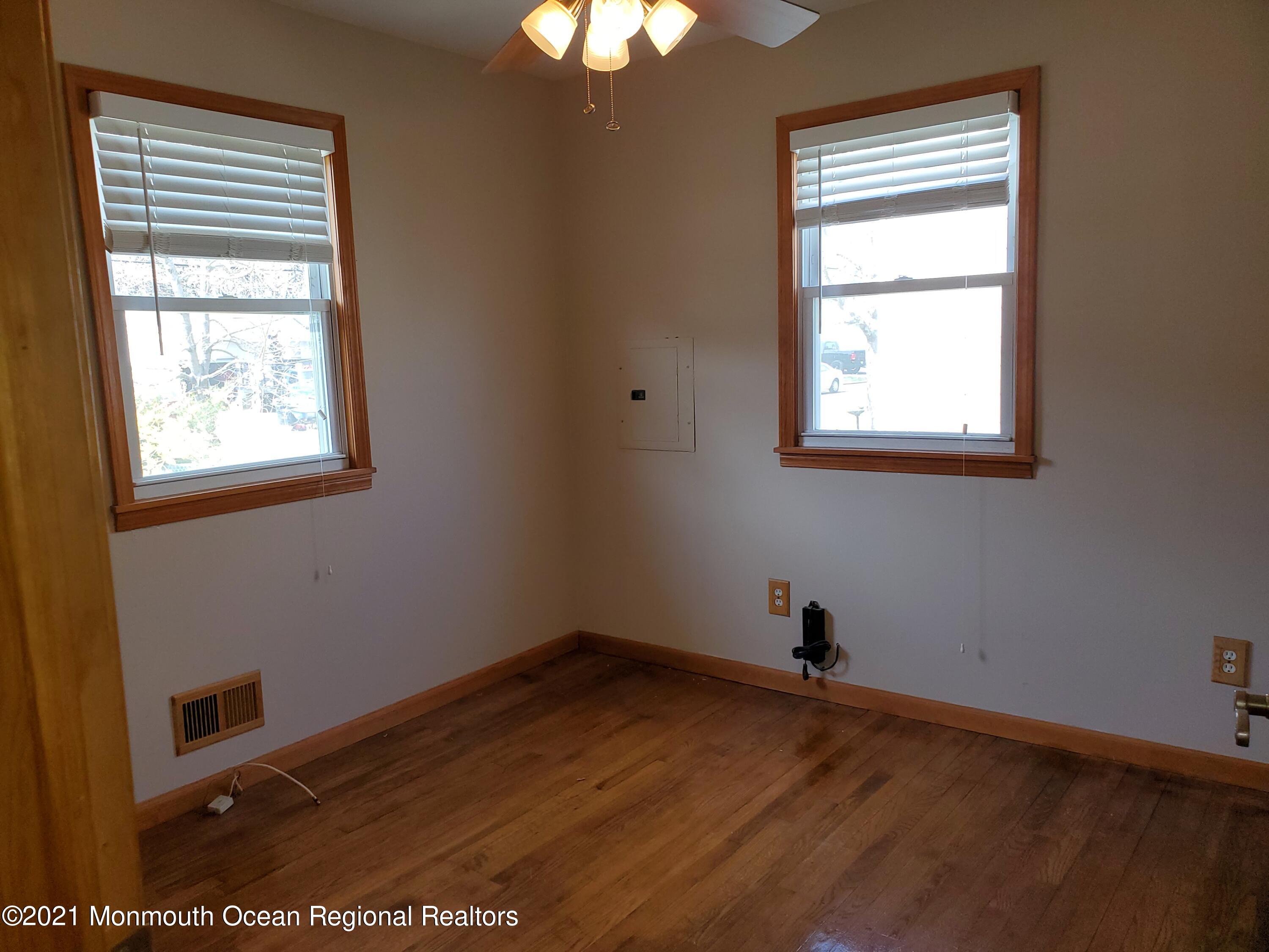 332 Northrop Road Brick, NJ 08723 - Photo 10 of 19 20210410_123023