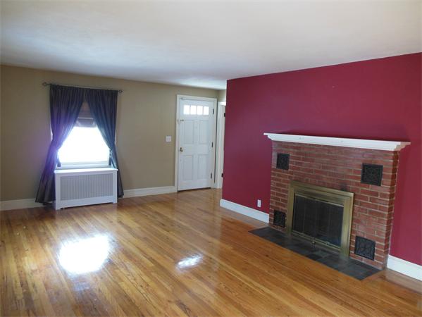 56 Janet Street West Springfield, MA 01089 - Photo 9 of 27 Gallery Image 9