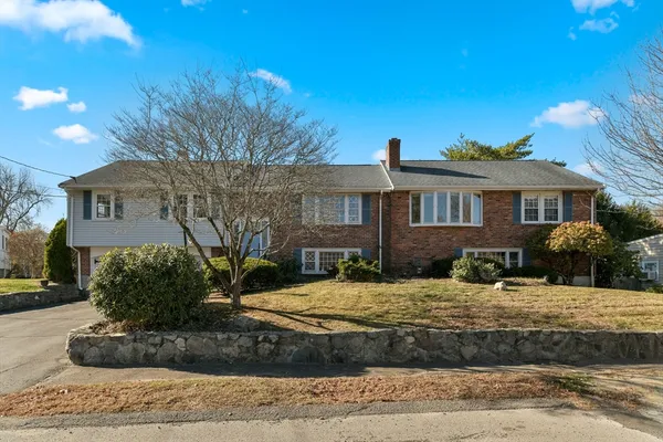 $1,059,999 | 72 Stivaletta Drive, Dedham, MA 02026
