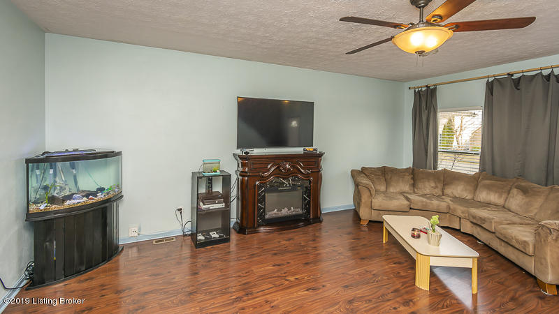 7906 Westbrook Road Louisville, KY 40258 - Photo 7 of 40 _DSC5117 - Copy