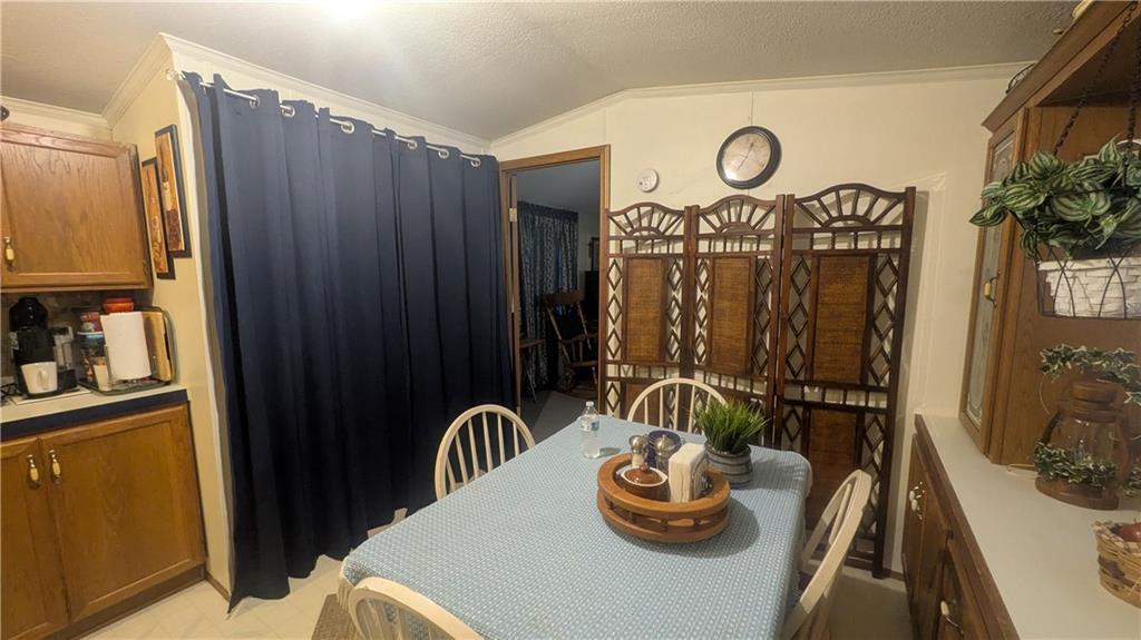 209 Baxter Lane Butler, PA 16001 - Photo 15 of 21 Gallery Image 15