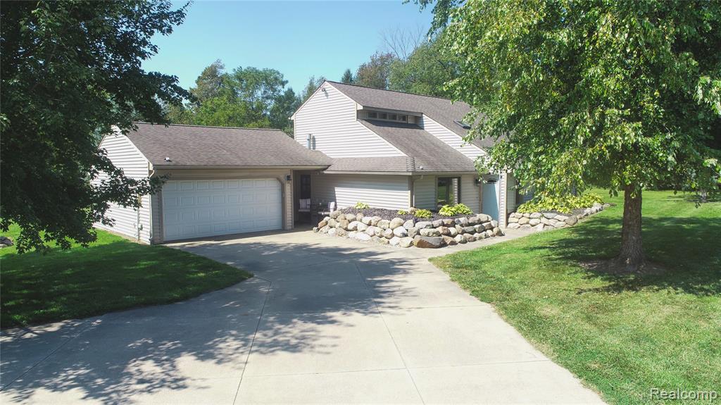 4606 Bill Road Durand, MI 48429 - Photo 2 of 61