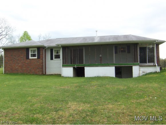 1174 Meldahl Road Washington, WV 26181 - Photo 2 of 9 Gallery Image 2