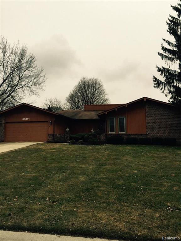 35371 Spring Hill Road Farmington Hills, MI 48331 - Photo 1 of 14