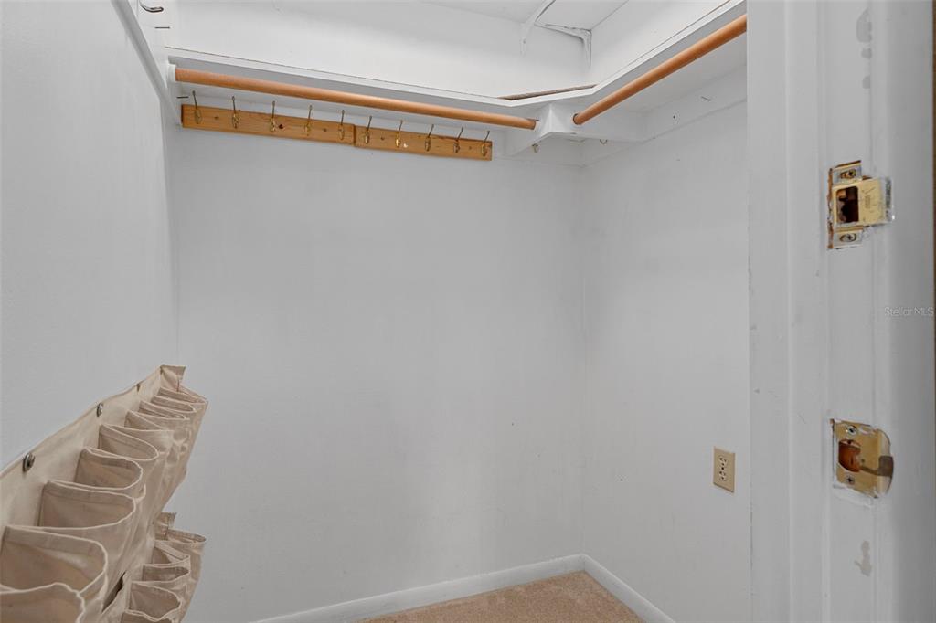 649 Southwest Bend Point Lecanto, FL 34461 - Photo 33 of 50 a view of a room with shelf