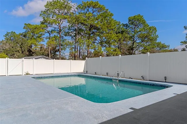 a view of a outdoor space