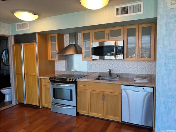 $2,875 | 1288 Kapiolani Boulevard, Unit 4401, Honolulu, HI 96814