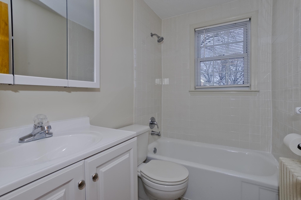 439 Cold Spring Avenue, Unit 439 West Springfield, MA 01089 - Photo 21 of 31 Gallery Image 21