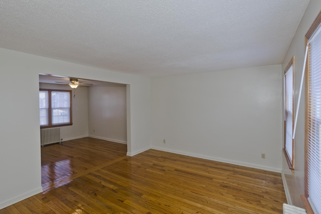 439 Cold Spring Avenue, Unit 439 West Springfield, MA 01089 - Photo 5 of 31 Gallery Image 5