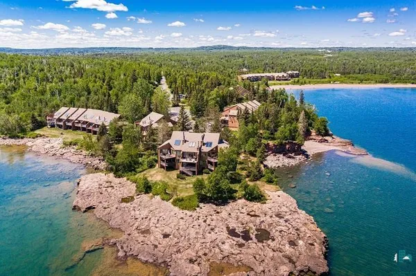 $109,900 | 1625 Superior Shores Drive, Unit 75A, Two Harbors, MN 55616