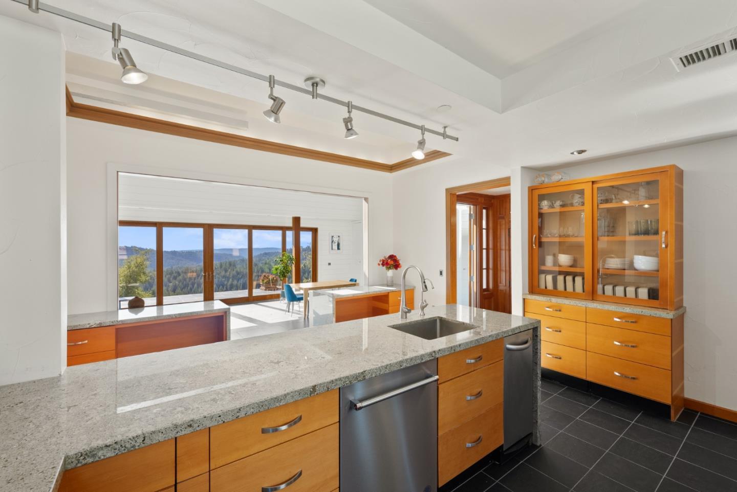 15220 Upper Ellen Road Los Gatos, CA 95033 - Photo 27 of 72