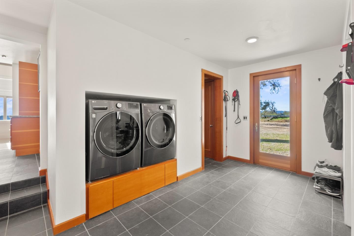 15220 Upper Ellen Road Los Gatos, CA 95033 - Photo 54 of 72