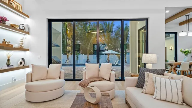 $2,724,999 | 1915 Tulip Drive, Sarasota, FL 34239