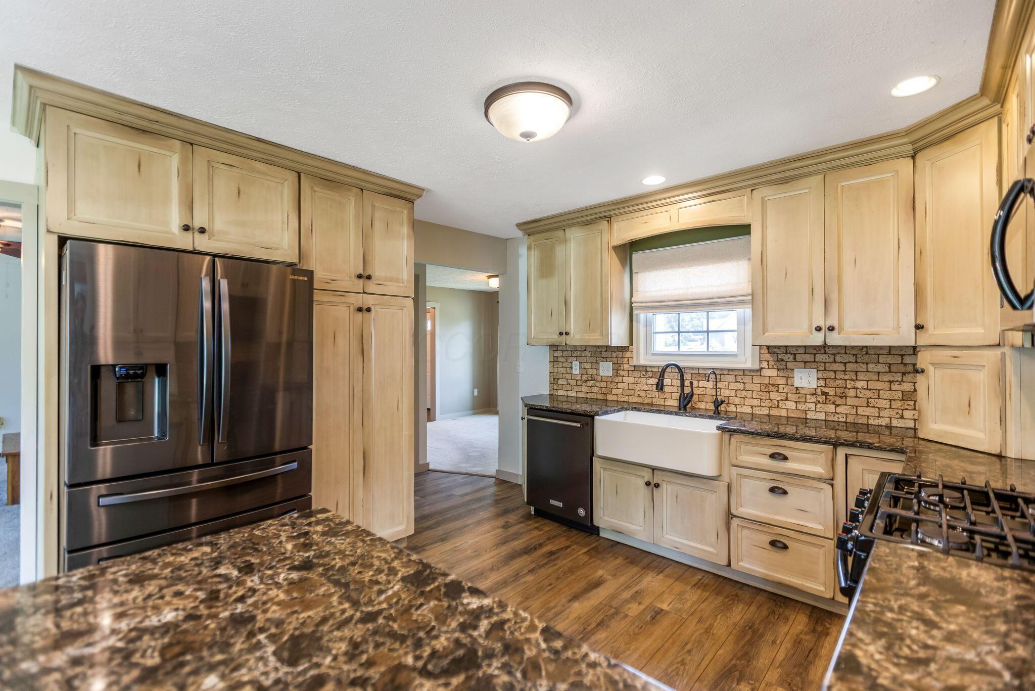 405 Ridgedale Drive Circleville, OH 43113 - Photo 19 of 81 21-web-or-mls-939A5903
