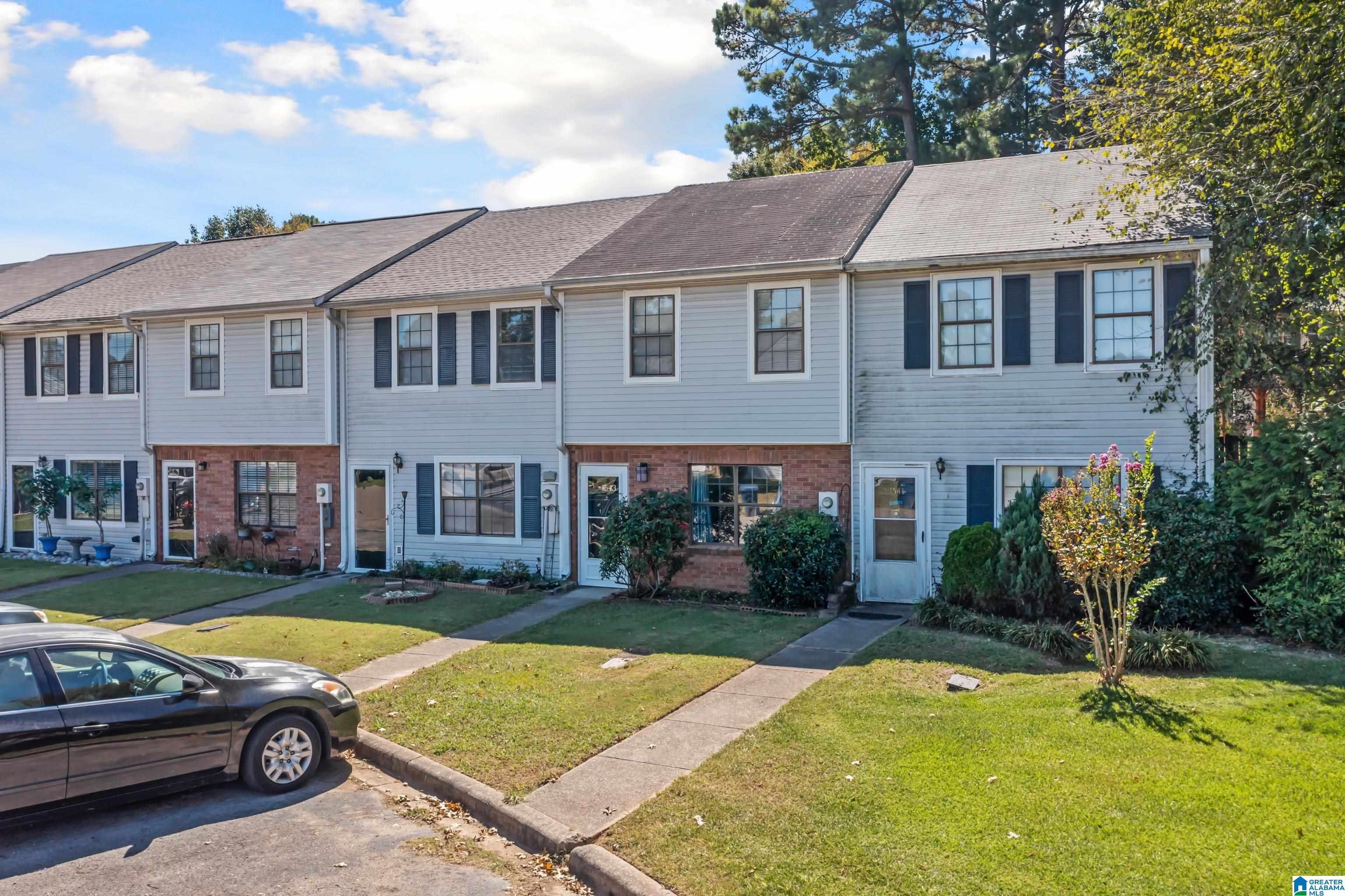1543 Applegate Lane Alabaster, AL 35007 - Photo 3 of 24