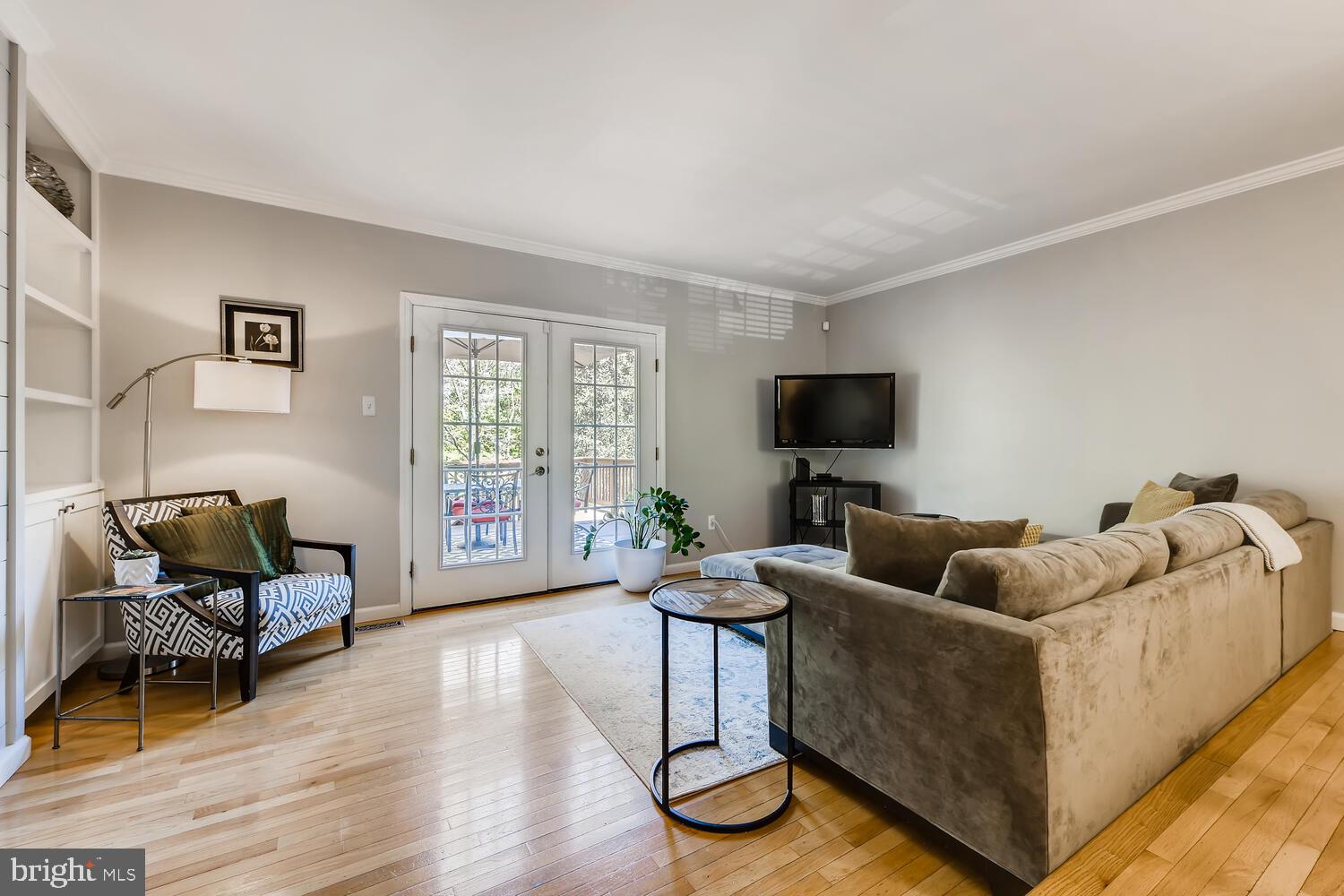 7447 Setting Sun Way Columbia, MD 21046 - Photo 6 of 28 Gallery Image 6
