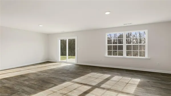 $292,490 | 118 Sugar Pne Street, Thomasville, NC 27360