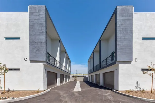 $2,095 | 3232 North 20th Street, Unit 119, Phoenix, AZ 85016