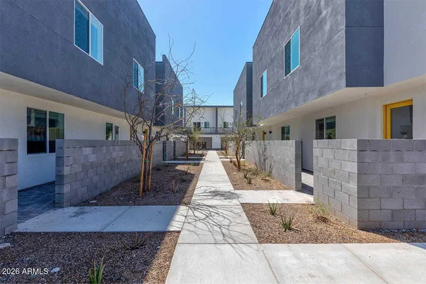 $2,095 | 3232 North 20th Street, Unit 119, Phoenix, AZ 85016