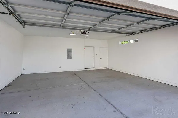 $2,095 | 3232 North 20th Street, Unit 119, Phoenix, AZ 85016