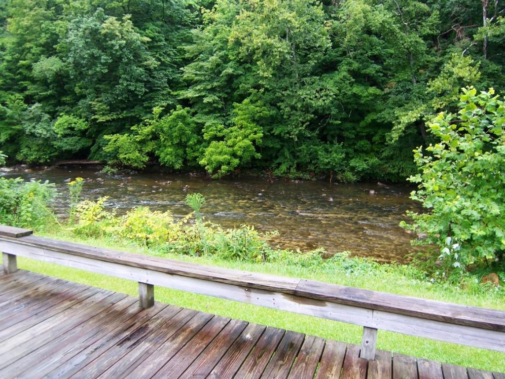 130 Journey's End Road Elizabethton, TN 37643 - Photo 4 of 26 Photo 4