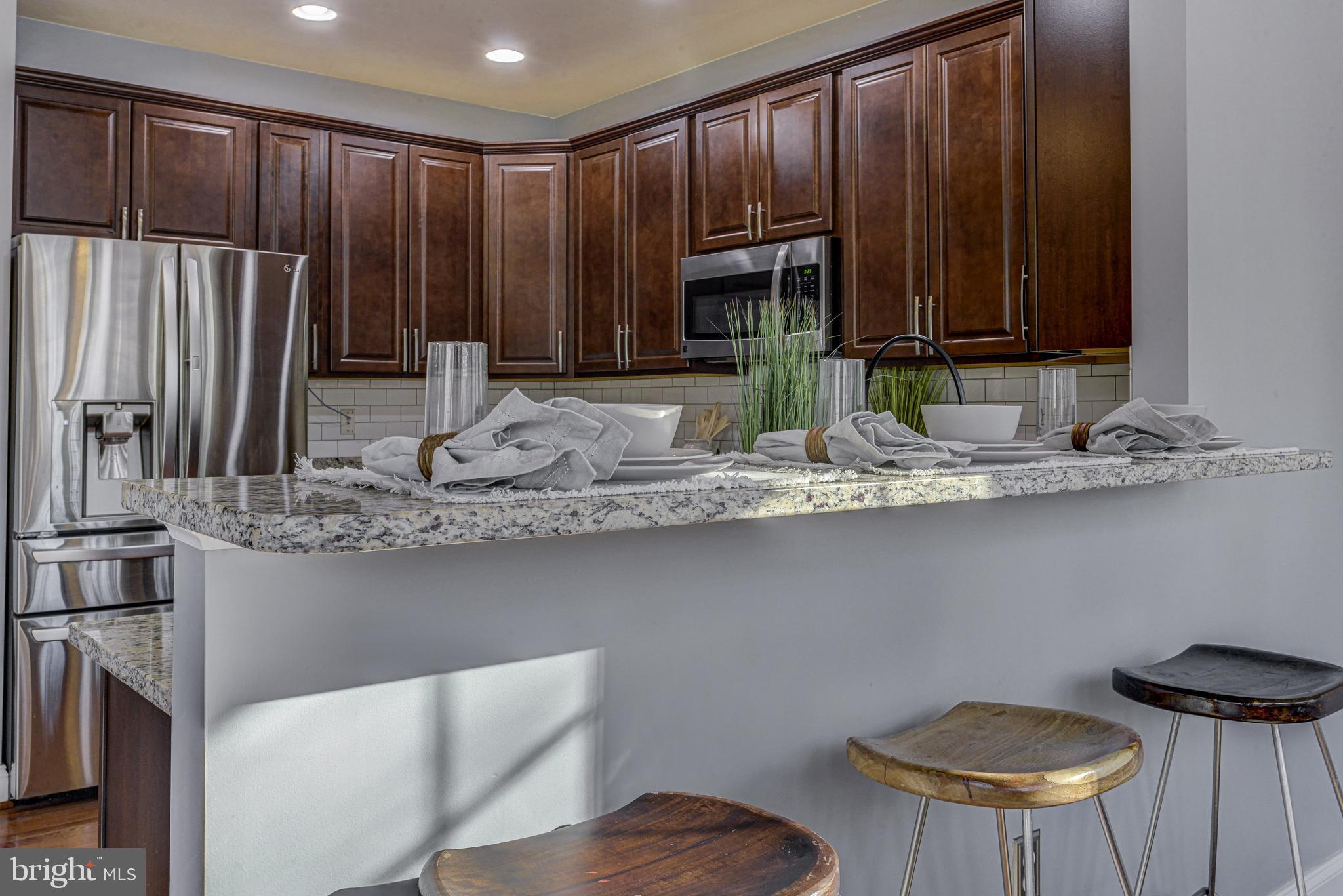 174 Copper Road Severna Park, MD 21146 - Photo 18 of 42 Breakfast bar with ample room
