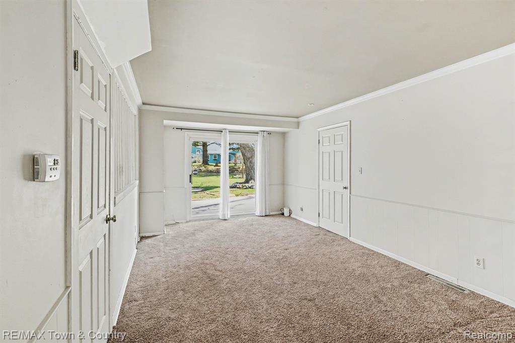 527 Spring Lane Flushing, MI 48433 - Photo 20 of 39