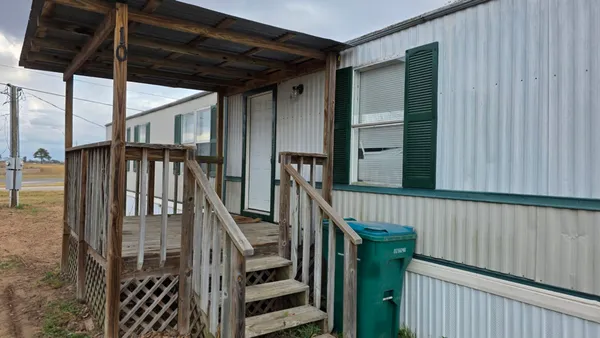 a view of a entryway