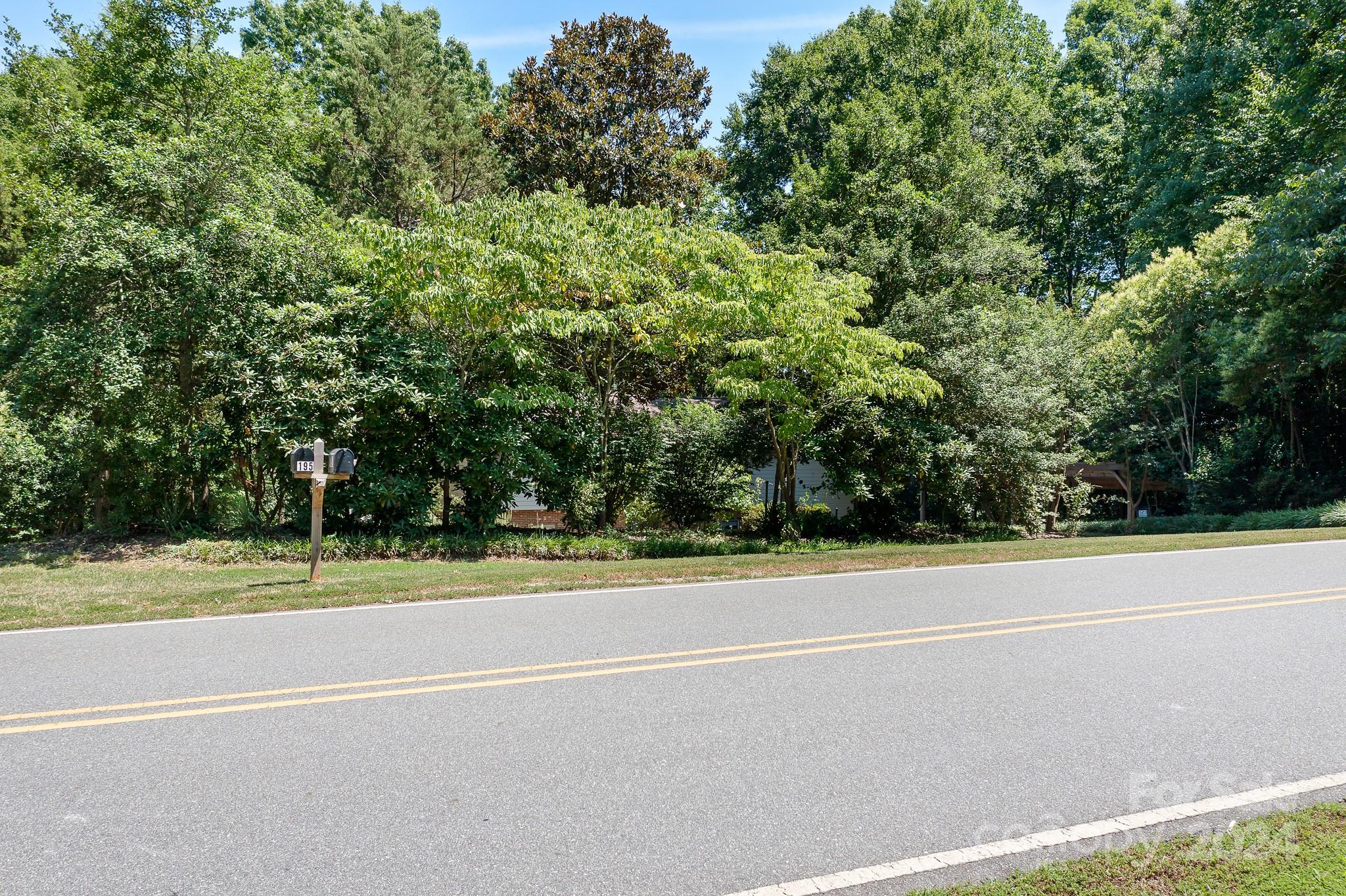 195 Paradise Peninsula Road Mooresville, NC 28117 - Photo 15 of 42
