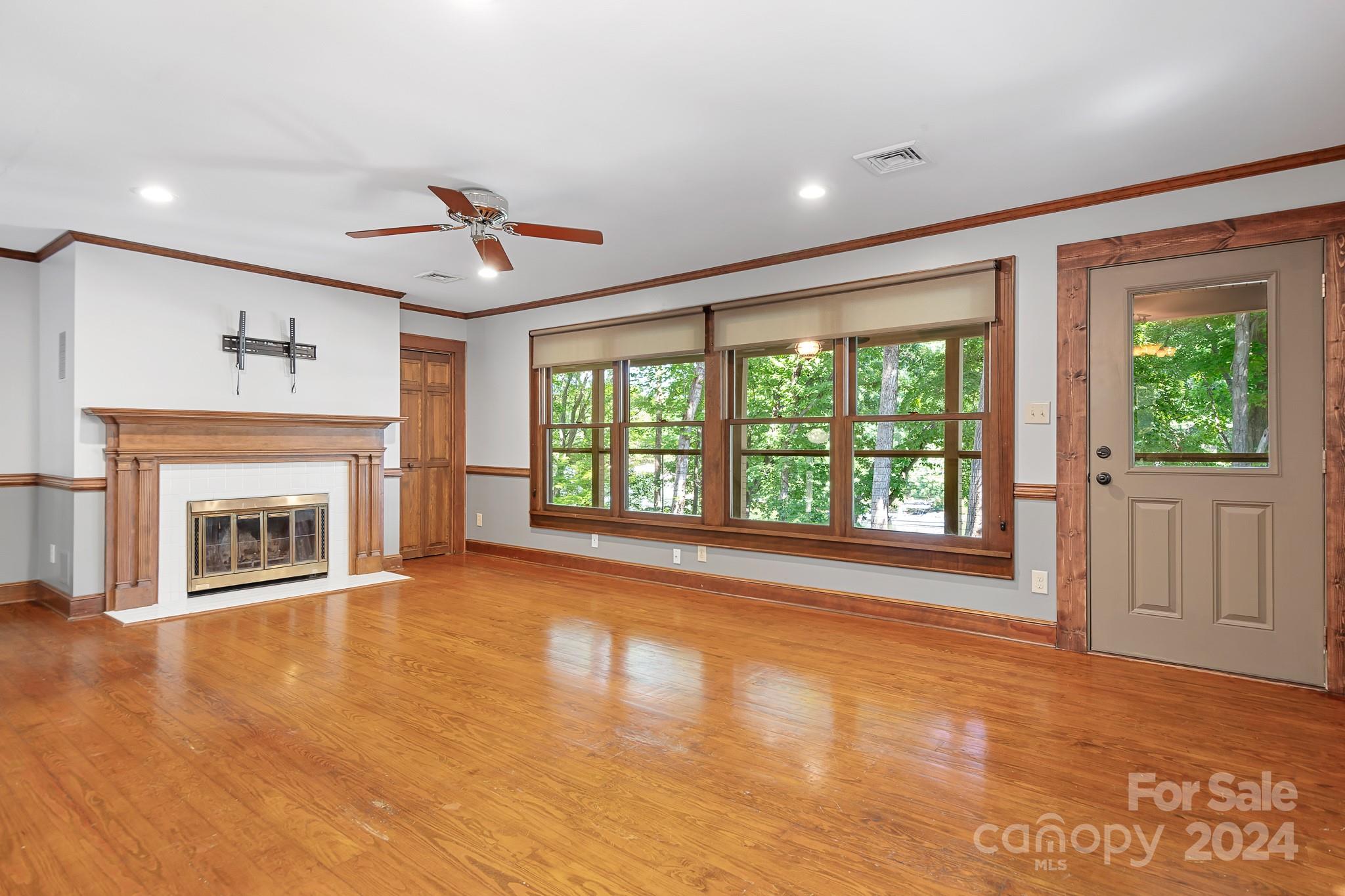 195 Paradise Peninsula Road Mooresville, NC 28117 - Photo 4 of 42